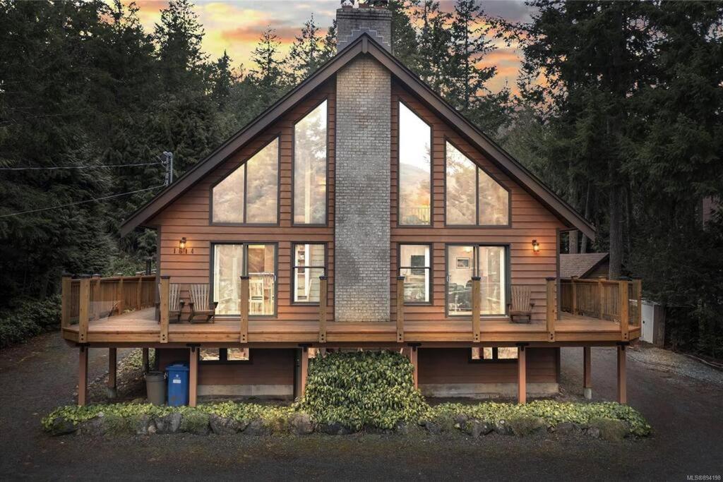 Chalet Style Cottage Near Shawnigan Lake Exterior foto